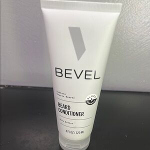 Eve Shaving Conditioner Black and White